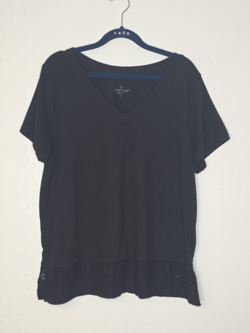 Cuddl Duds Black V-Neck Short Sleeve Top